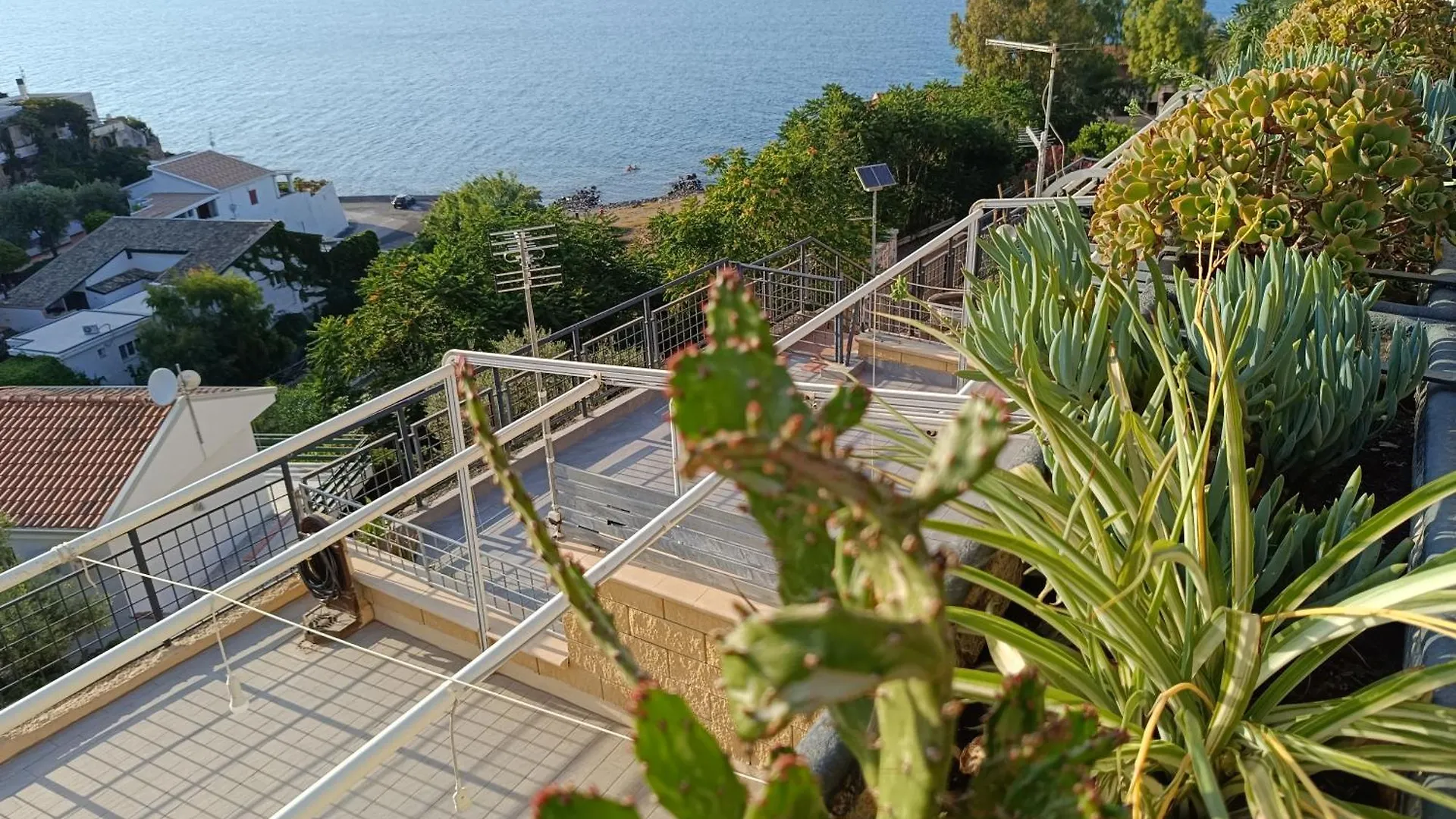 Appartement Mare Ed Etna à Agnone Bagni Italie